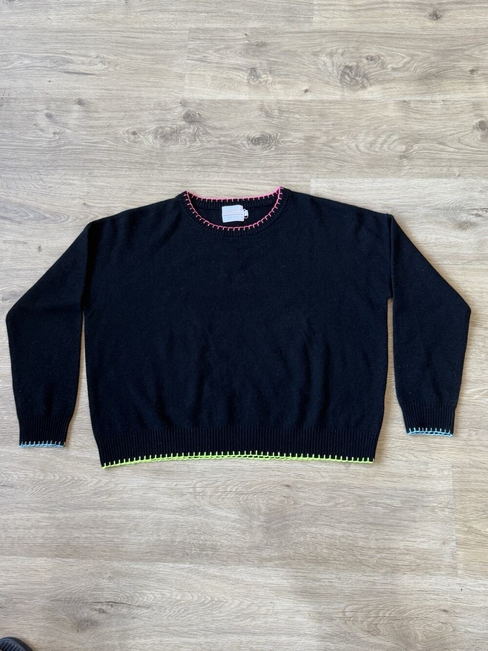 Brodie Cashmere Neon Whipstitch Star Back Sweater Womens Sz Medium Black